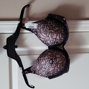 La Vie En Rose Pink and Black Lace Bra, Size 36D, New With Tags